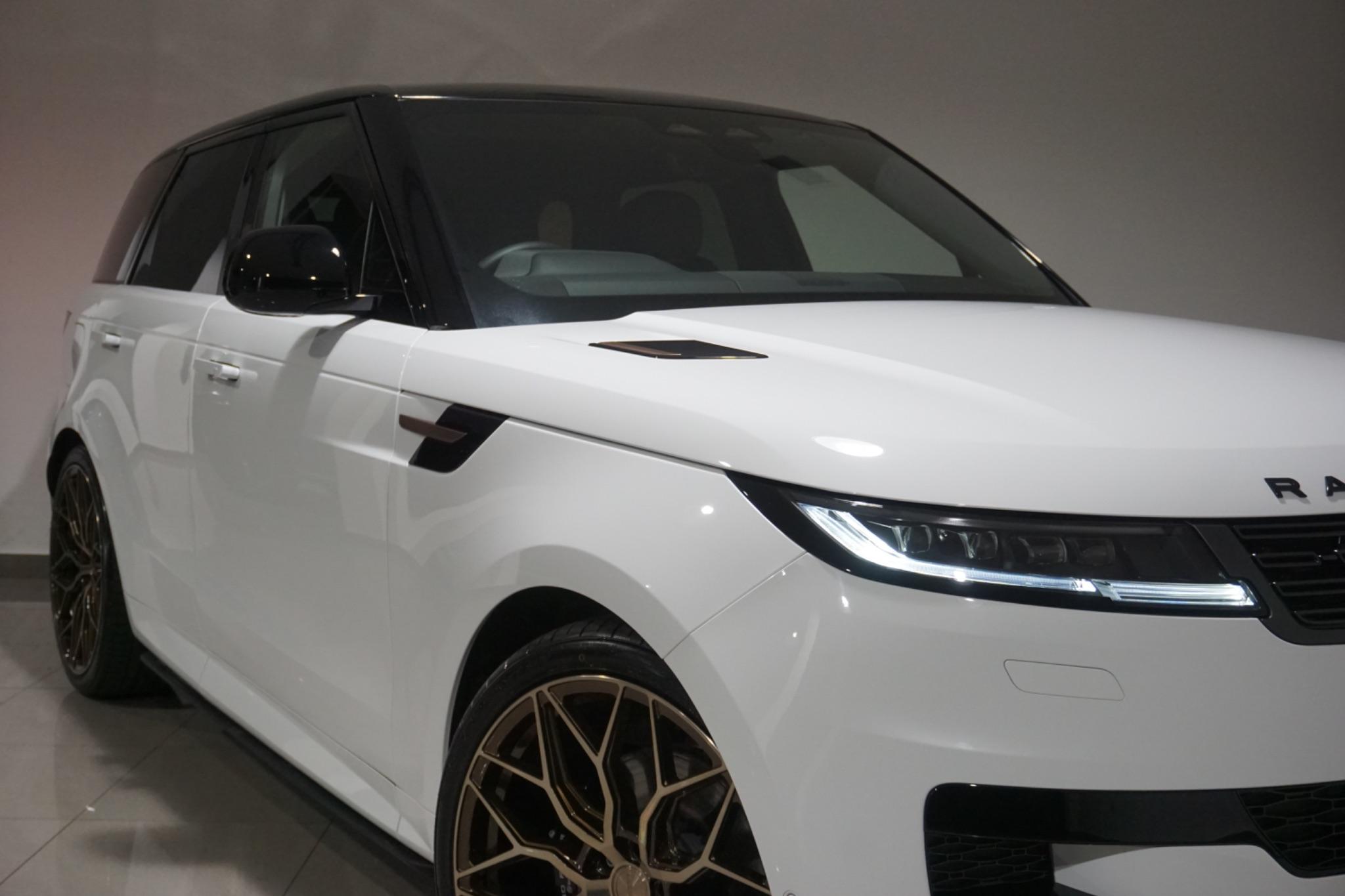 Land Rover Range Rover Sport 3.0 D300 MHEV Dynamic SE Auto 4WD Euro 6 (s/s) 5dr